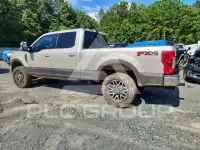 2017 Ford F-350 фото