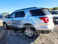 2017 Ford EXPLORER фото