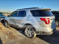 2017 Ford EXPLORER фото