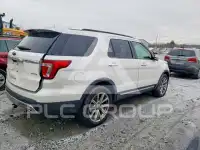 2017 Ford EXPLORER photo