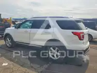 2017 Ford EXPLORER photo