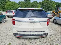 2017 Ford EXPLORER photo