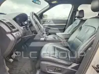 2017 Ford EXPLORER photo