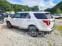 2017 Ford EXPLORER photo