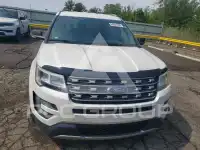 2017 Ford EXPLORER photo