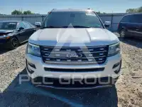 2017 Ford EXPLORER photo