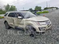 2017 Ford EXPLORER photo