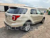 2017 Ford EXPLORER photo