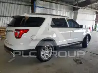 2017 Ford EXPLORER photo