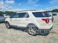 2017 Ford EXPLORER photo