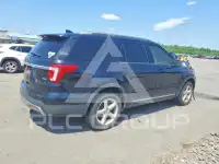 2017 Ford EXPLORER photo