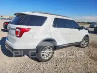 2017 Ford EXPLORER photo