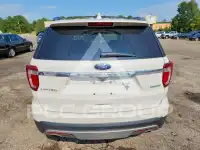 2017 Ford EXPLORER photo