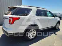 2017 Ford EXPLORER фото