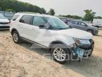 2017 Ford EXPLORER фото
