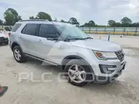 2017 Ford EXPLORER photo