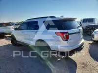 2017 Ford EXPLORER photo
