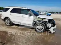 2017 Ford EXPLORER photo