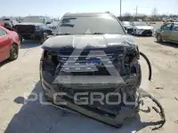 2017 Ford EXPLORER photo