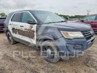 2017 Ford EXPLORER photo