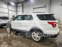 2017 Ford EXPLORER photo