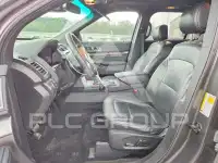 2017 Ford EXPLORER photo