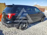 2017 Ford EXPLORER photo
