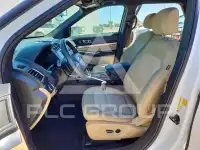 2017 Ford EXPLORER photo