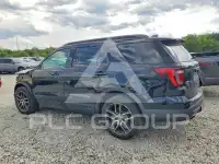 2017 Ford EXPLORER photo