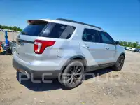2017 Ford EXPLORER фото