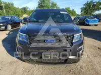 2017 Ford EXPLORER photo