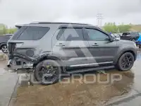 2017 Ford EXPLORER photo