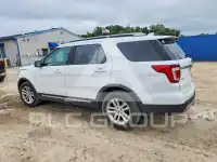 2017 Ford EXPLORER photo