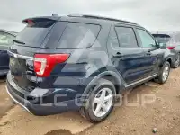 2017 Ford EXPLORER photo