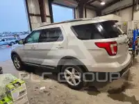 2017 Ford EXPLORER фото