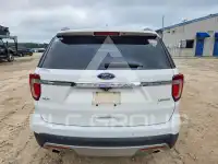 2017 Ford EXPLORER photo