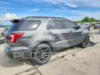 2017 Ford EXPLORER photo