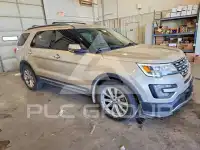 2017 Ford EXPLORER photo