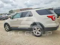2017 Ford EXPLORER фото