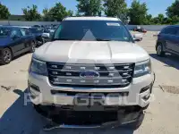 2017 Ford EXPLORER фото