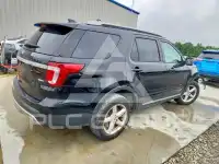 2017 Ford EXPLORER photo