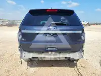 2017 Ford EXPLORER photo