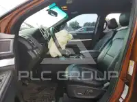 2017 Ford EXPLORER фото