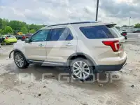 2017 Ford EXPLORER photo