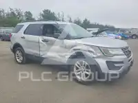 2017 Ford EXPLORER photo