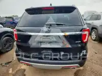 2017 Ford EXPLORER photo