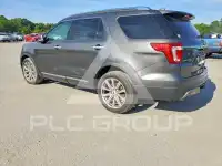 2017 Ford EXPLORER photo