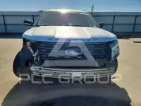 2017 Ford EXPLORER photo