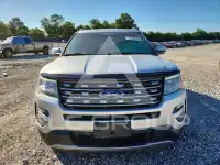 2017 Ford EXPLORER photo
