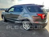 2017 Ford EXPLORER photo